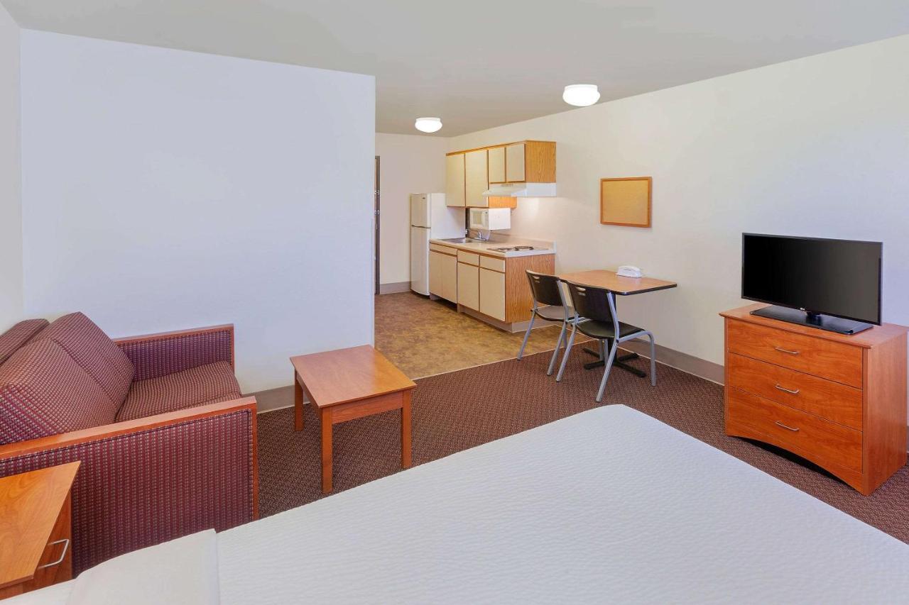 Woodspring Suites Ankeny Des Moines Exterior photo