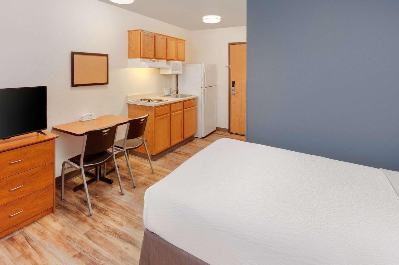 Woodspring Suites Ankeny Des Moines Exterior photo